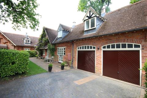 3 bedroom barn conversion for sale, Rolleston Old Stables, Rolleston