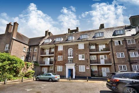 3 bedroom flat to rent, Riverside Gardens, Hammersmith