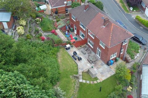 9 Edge Hill Road, Royton, Oldham, OL2 6BL