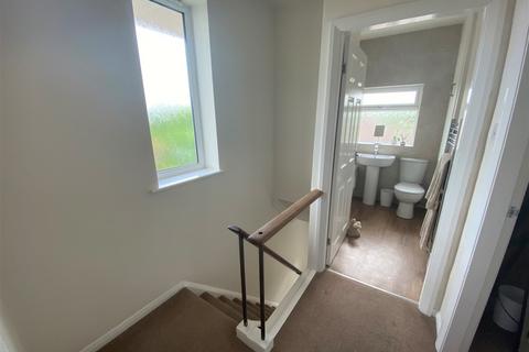 9 Edge Hill Road, Royton, Oldham, OL2 6BL