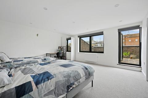 4 bedroom flat for sale - Harley Street, Marylebone Village, London W1