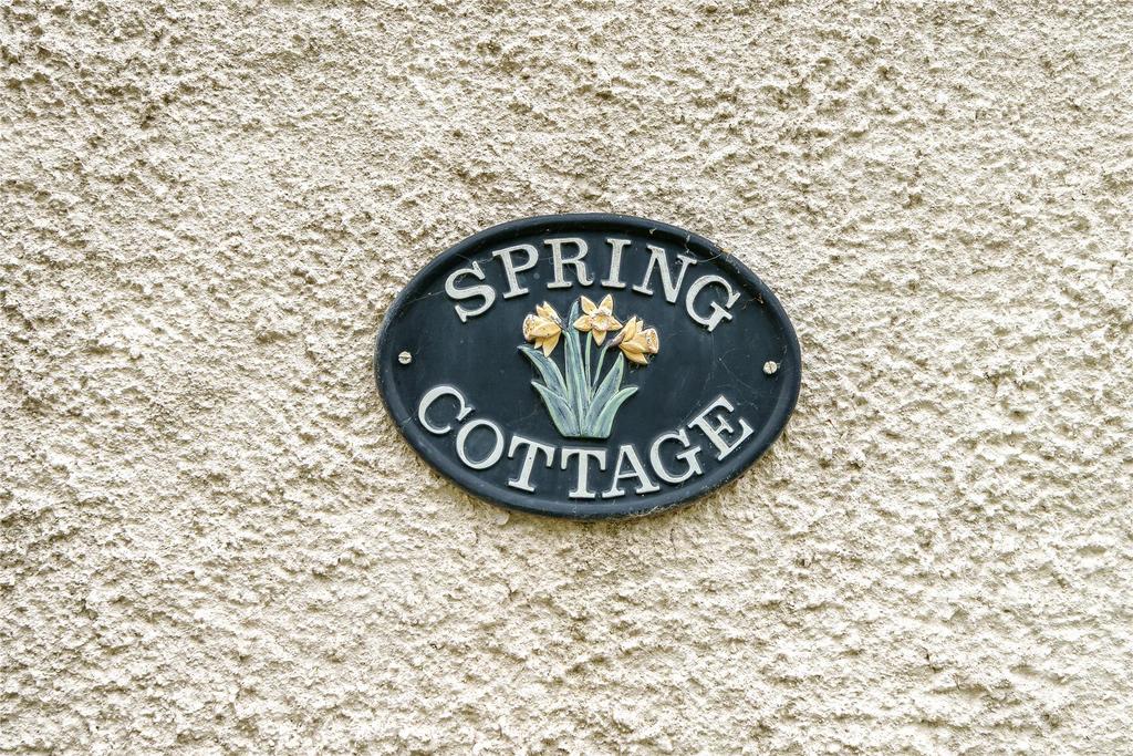 Spring Cottage Sign