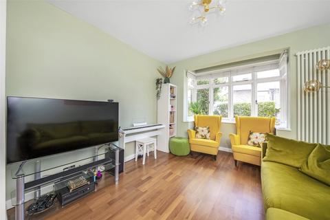 3 bedroom semi-detached house for sale, The Heights, Charlton, SE7
