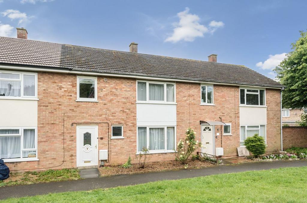 Charnwood Avenue, Bedford 3 bed terraced house for sale £260,000