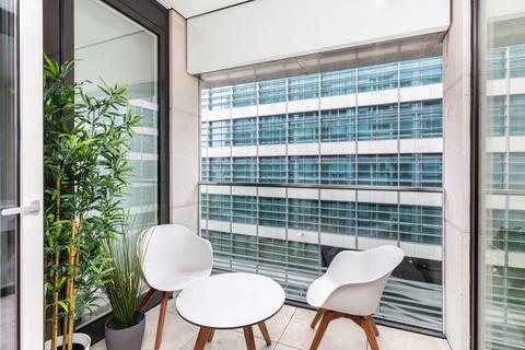 1 bedroom apartment to rent, Sugar Quay, Landmark Place, City, EC3R