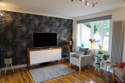 32 Appledore Drive, Bolton, BL2 4HH
