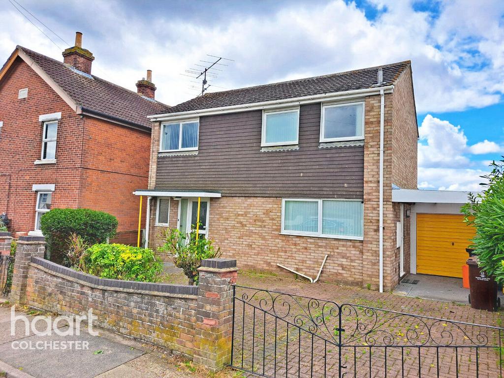 Nayland Road, Colchester 3 bed detached house for sale £300,000