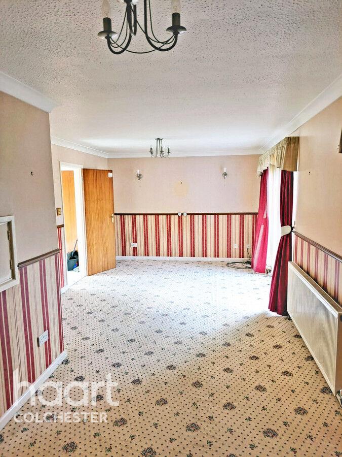 Nayland Road, Colchester 3 bed detached house for sale £300,000