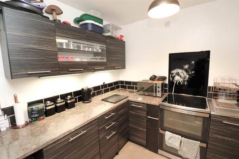 42 Glebe Meadow, Holsworthy, EX22 6AH