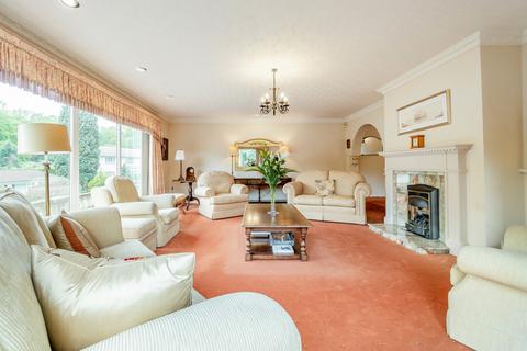 6 The Moorlands, Four Oaks, Sutton Coldfield, B74 2RF