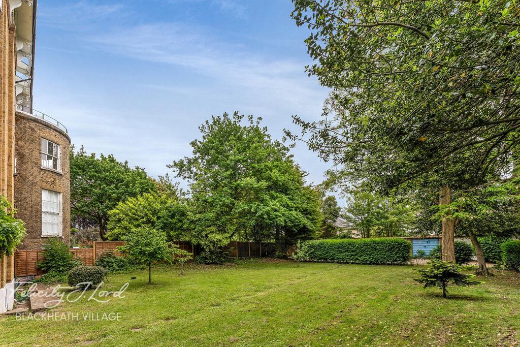 Church Terrace, London, SE13 1 bed apartment £300,000
