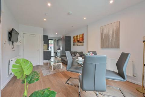 2 bedroom flat for sale - Bayham Street, Camden Town, LONDON, NW1