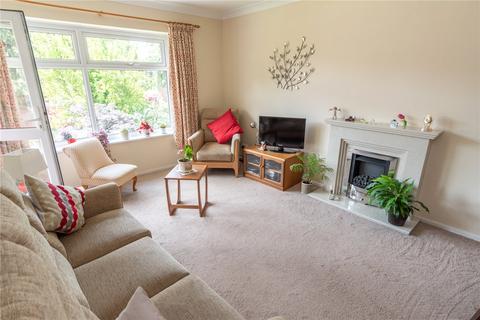 30 Fernside Gardens, Moseley, Birmingham, B13 9JD
