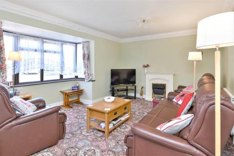 2 Sonning Way, Shoeburyness, Southend-on-sea, SS3 8YQ