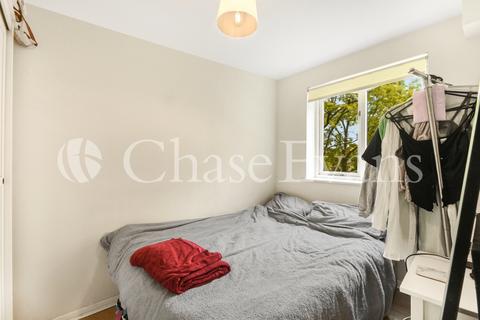 12 Telegraph Place, London, E14 9XD
