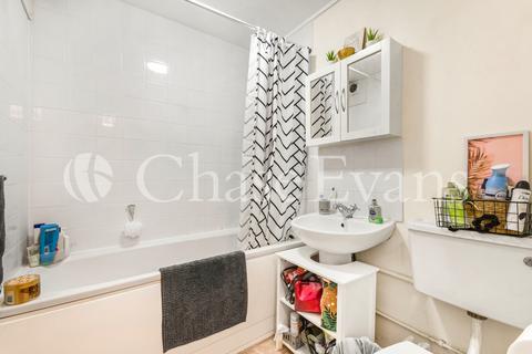 12 Telegraph Place, London, E14 9XD