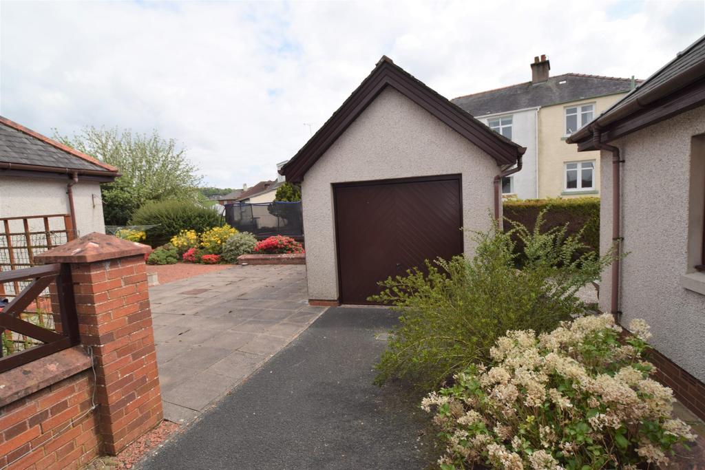 8 Sherwood Crescent, Lockerbie DG11 2 DY - Grieve G