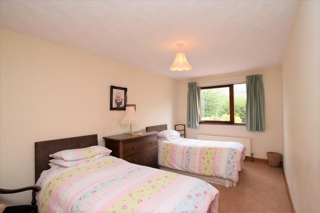 8 Sherwood Crescent, Lockerbie DG11 2 DY - Grieve G