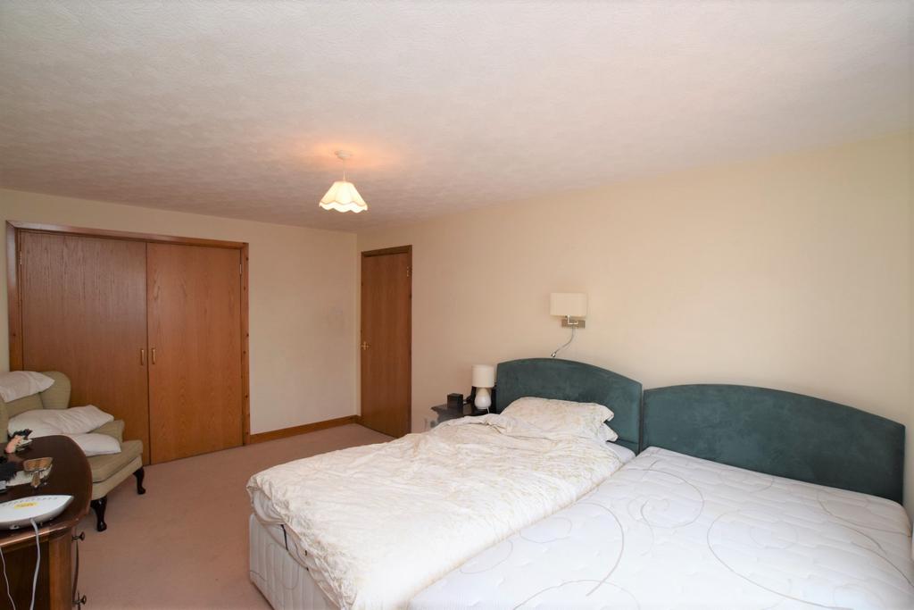 8 Sherwood Crescent, Lockerbie DG11 2 DY - Grieve G