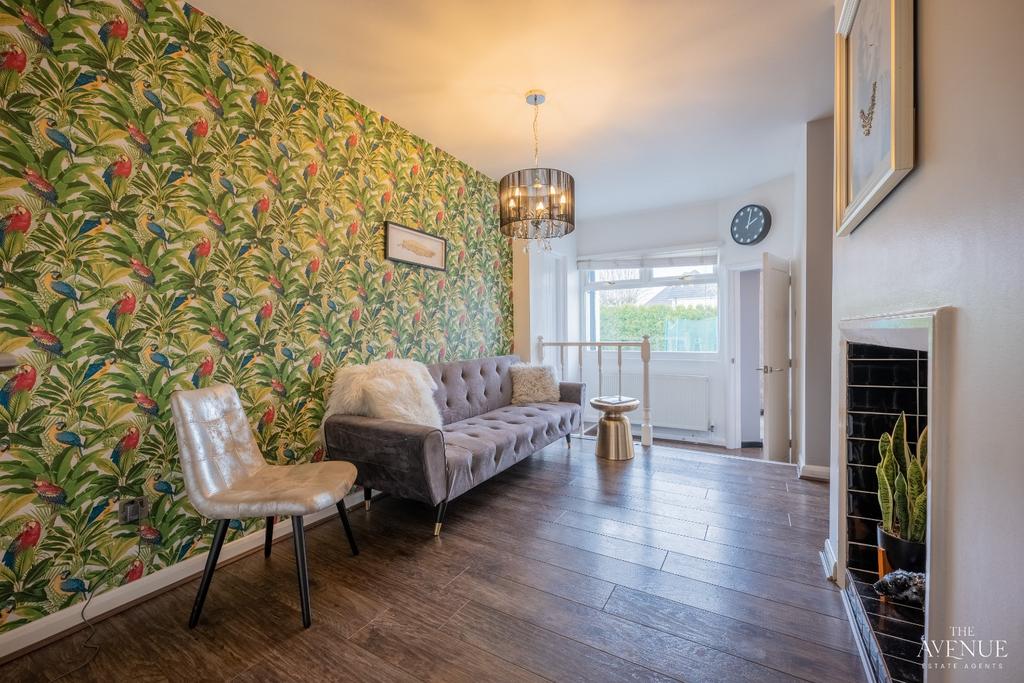 Featherston Road, Streetly, Sutton Coldfield, West Midlands, B74 5 bed