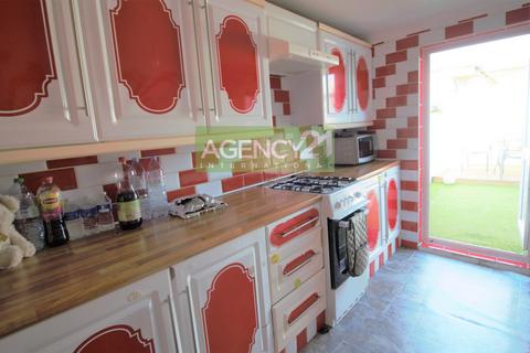 44 Clifton Road, London, E7 8QE