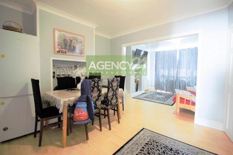 44 Clifton Road, London, E7 8QE