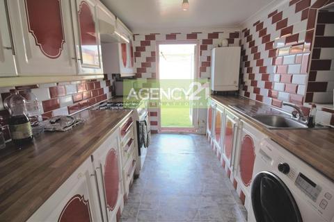 44 Clifton Road, London, E7 8QE