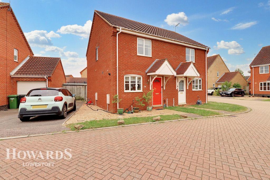 Keel Close, Carlton Colville 2 bed semidetached house for sale £180,000