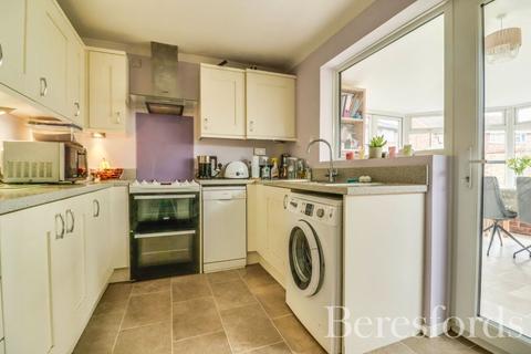 6 Ellen Way, Great Notley, Braintree, CM77 7UU