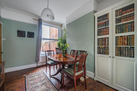 74 Ashburnham Road, Northampton, NN1 4RA