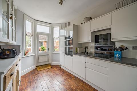 74 Ashburnham Road, Northampton, NN1 4RA