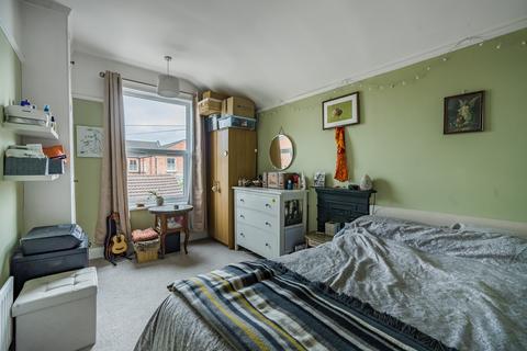74 Ashburnham Road, Northampton, NN1 4RA