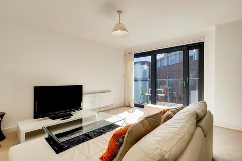 2 bedroom flat to rent - Surrey Quays Road, London SE16