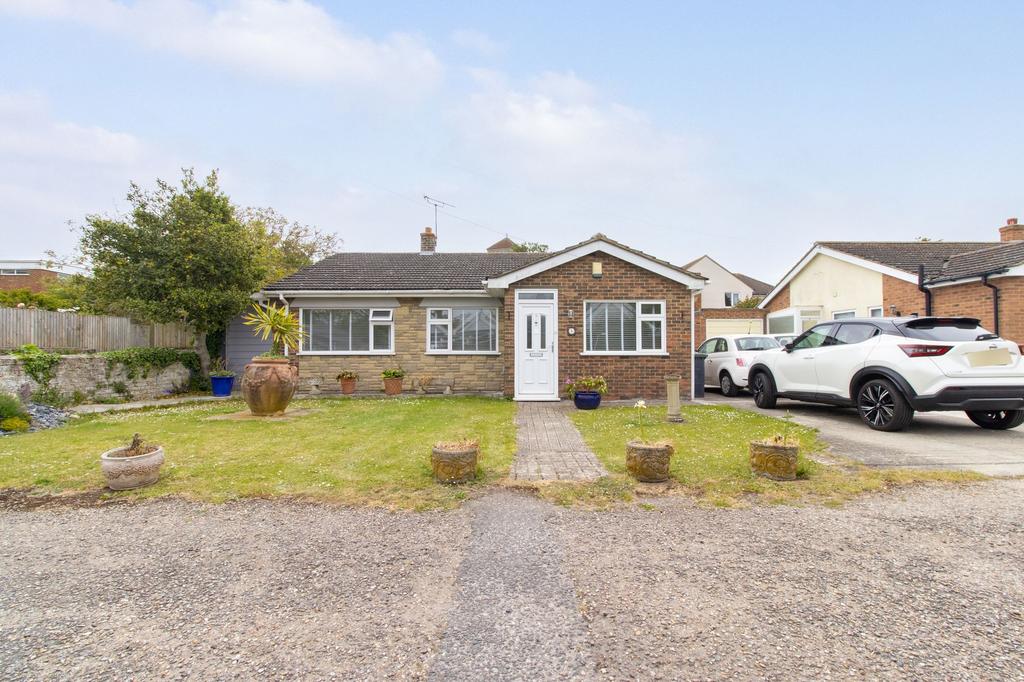 Beaconsfield Gardens, Broadstairs, CT10 3 bed detached house for sale