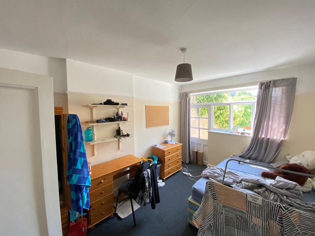 Bed T202305311104.jpg