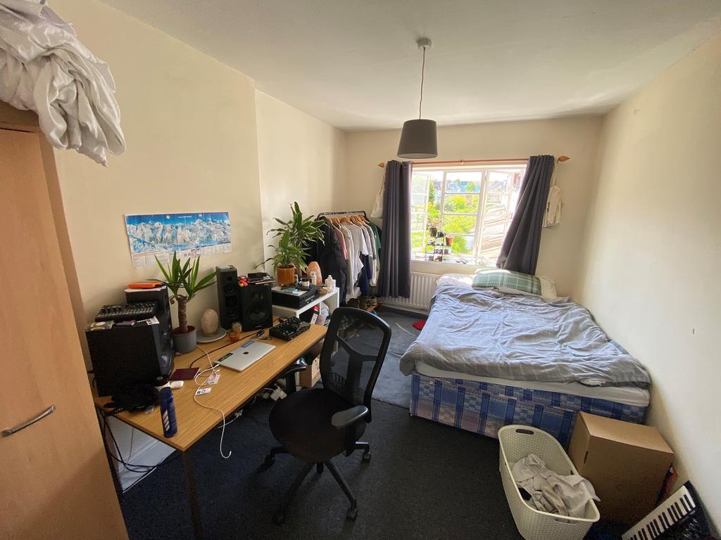 Bedroom 3 T202305311104.jpg