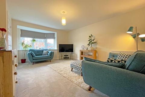 75 Arnold Drive, Corby, NN17 5FY