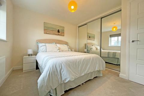 75 Arnold Drive, Corby, NN17 5FY
