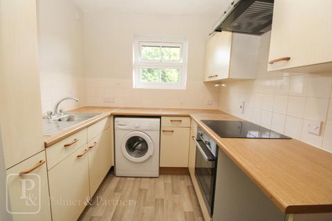 1 bedroom apartment to rent, Nicholsons Grove, Colchester, Essex, CO1