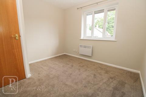 1 bedroom apartment to rent, Nicholsons Grove, Colchester, Essex, CO1