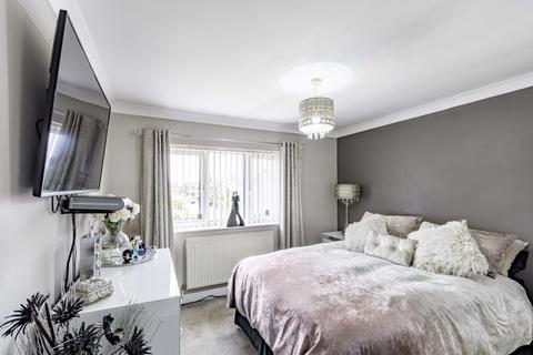 17 Howville Road, Hatfield, Doncaster, DN7 6LZ