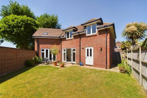 4 bedroom detached house for sale, Canberra Close, Christchurch, BH23