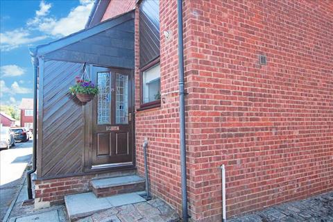 2 bedroom end of terrace house for sale - Grundy Street, Westhoughton