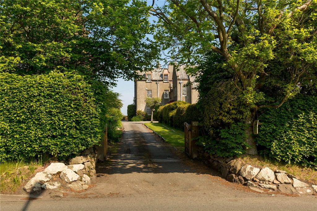 Lanark Road West, Balerno, Midlothian, EH14 6 bed detached house for
