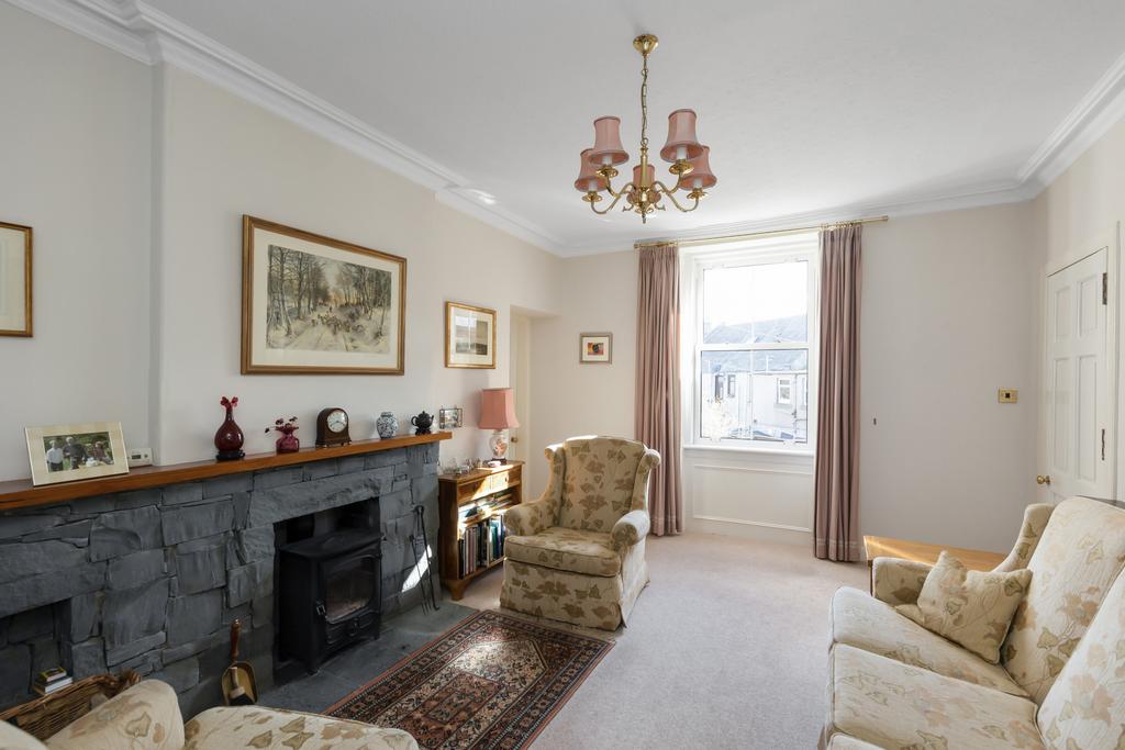 Braehead Cottage 11, Imrie Place, Penicuik, EH26 8HY 3 bed detached