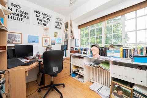 79 Ealing Village, London, W5 2EA