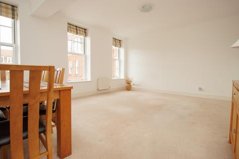 2 bedroom flat for sale, Hall Park Road, Hunmanby YO14