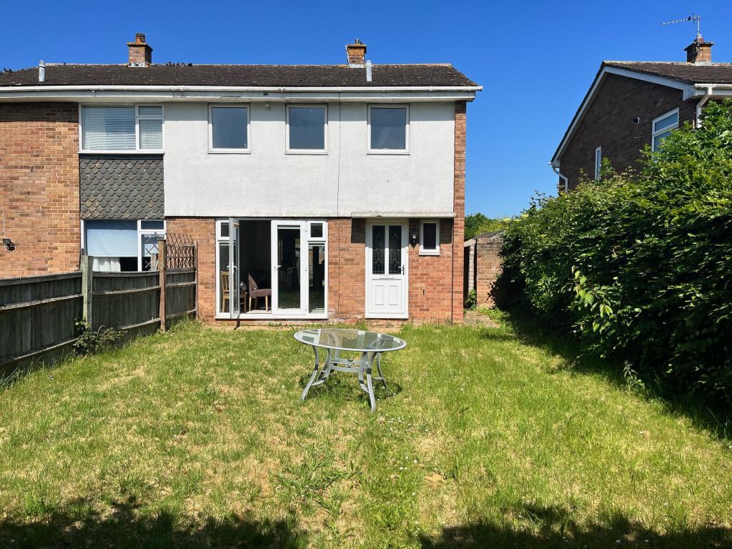 Windrush Road, Berinsfield, OX10 3 bed semidetached house for sale £