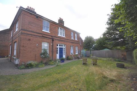 8 bedroom detached house for sale - Salisbury Road, Barnet, Hertfordshire, EN5