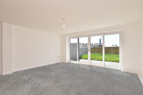 3 bedroom terraced house for sale, Second Road, Peacehaven, East Sussex